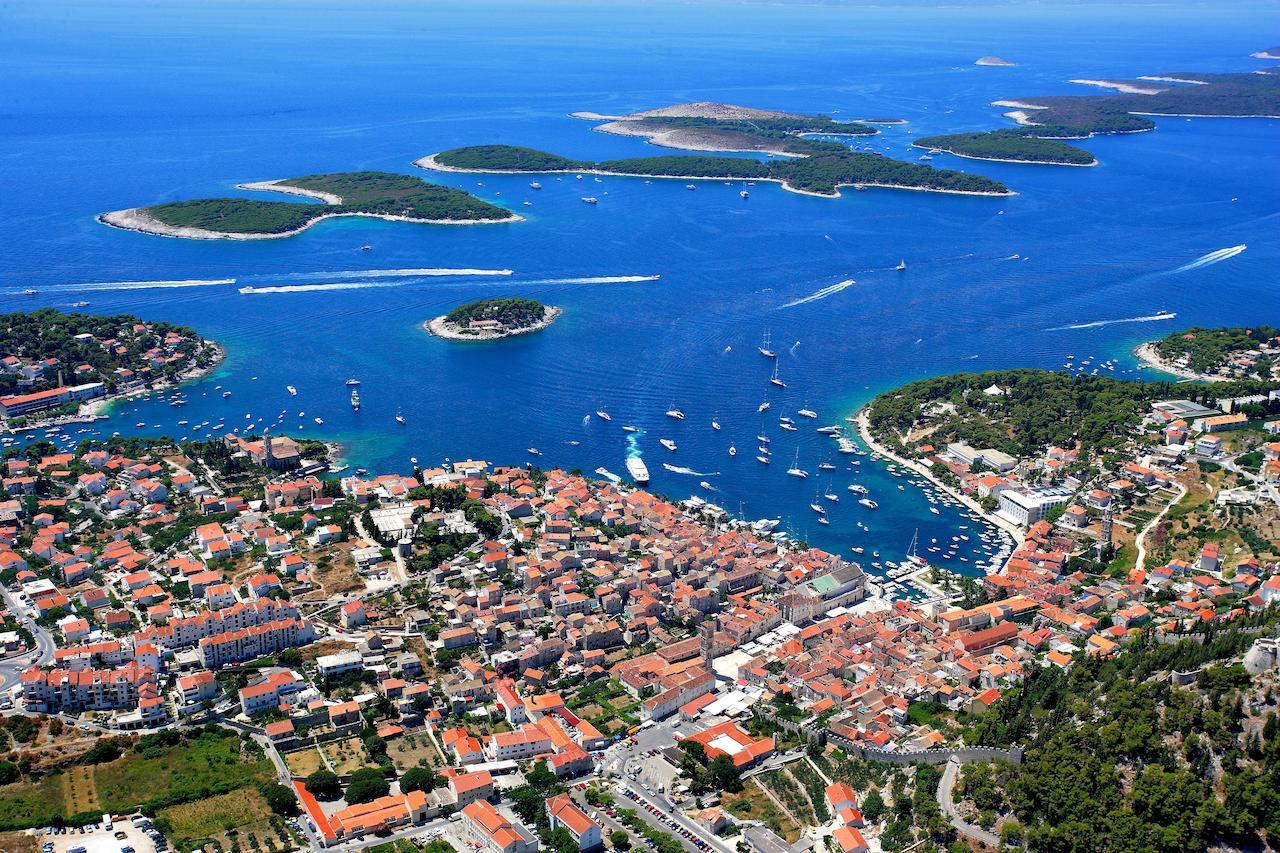 Hotel Sirena Hvar Hvar Town Exteriör bild