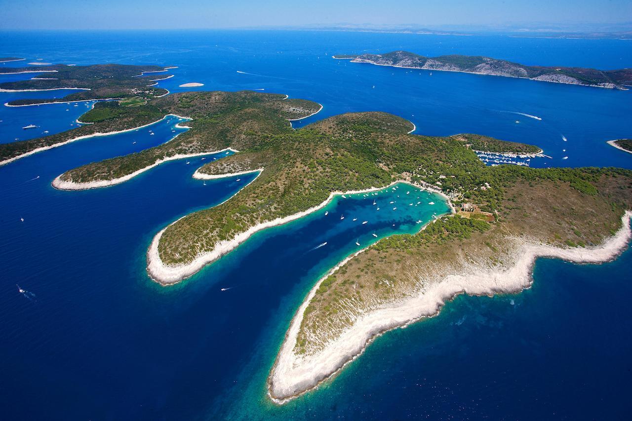 Hotel Sirena Hvar Hvar Town Exteriör bild